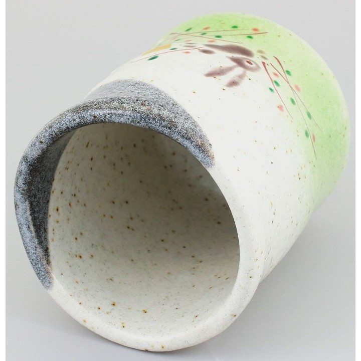 INO SEIHOU - Kutani-Yaki Tea Cup - Rabbits