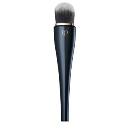 Clé de Peau - Brocha para maquillaje de cobertura ligera